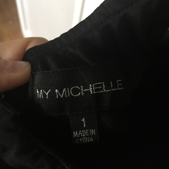 Black slim cut evening Gown - Picture 4 of 8